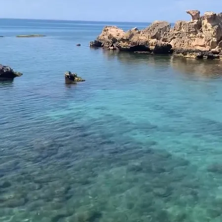 Wonderful 2 1 For Rent In Iskele, North Cyprus With Beautiful Sea And Mountains Views Апартаменты *