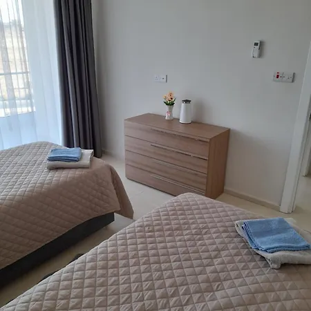 Sea View Retreat: Iskele With Mountain Vistas Apartment Iskele District (Northern Cyprus)